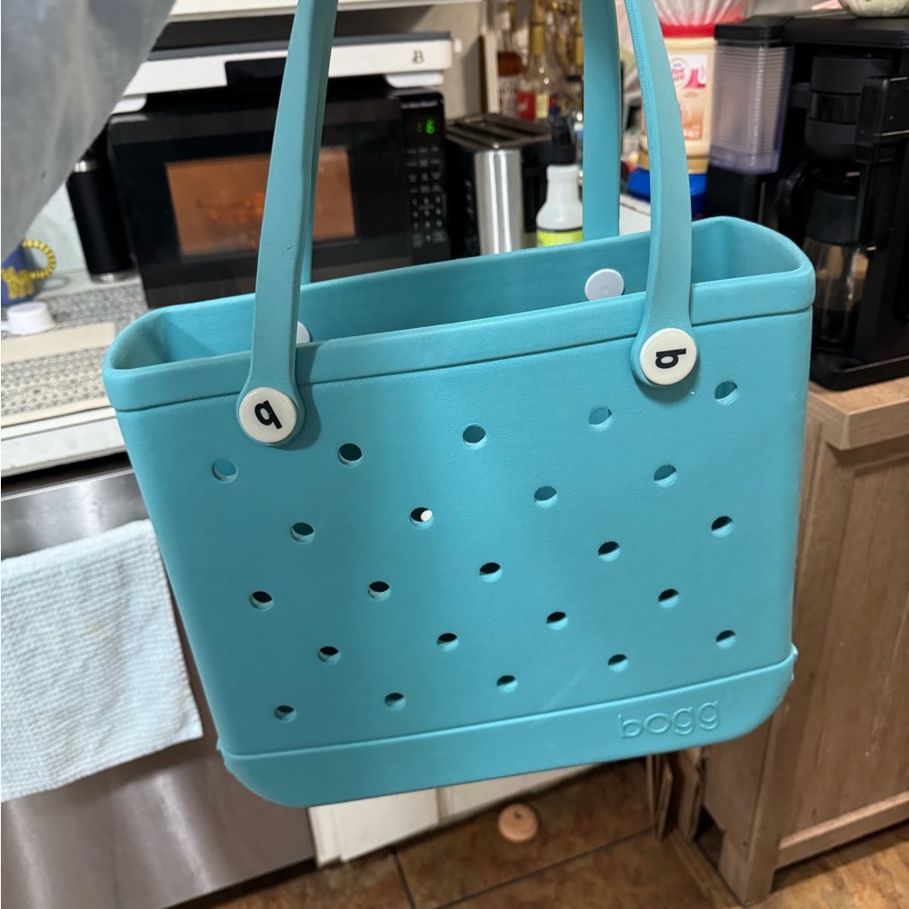 Gently Used Medium Bogg Bag